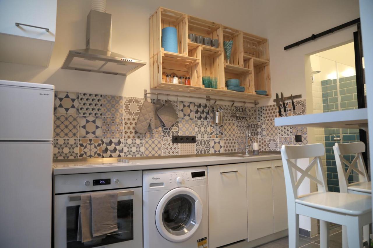 Sweety Blue Apartman Near Oktogon Будапеща Екстериор снимка